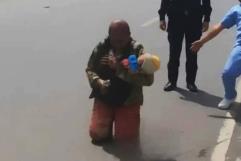 Heroína Alicia protege a su nieta del fuego en Iztapalapa