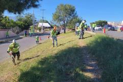 Programa Aquí Andamos embellece Saltillo con limpieza de bulevares