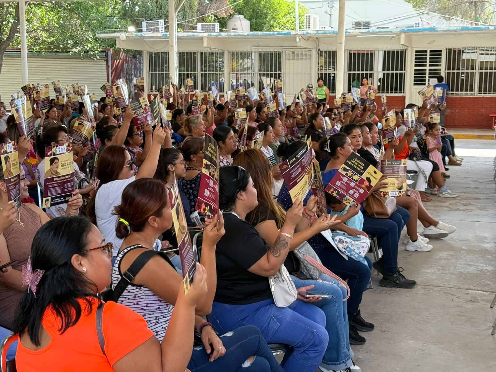 Claudia Sheinbaum promueve beca Rita Cetina para estudiantes de secundaria