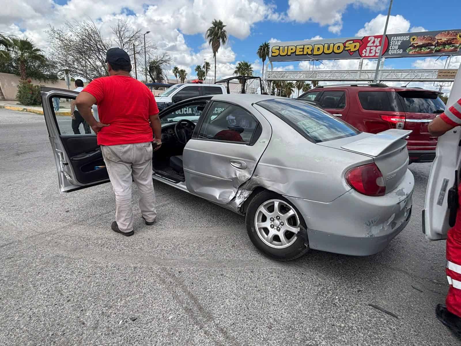 Causa accidente al salir de FCA