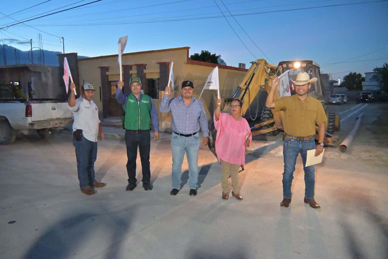 Alcalde Javier Flores Rodríguez inicia construcción de red de drenaje en Coahuila