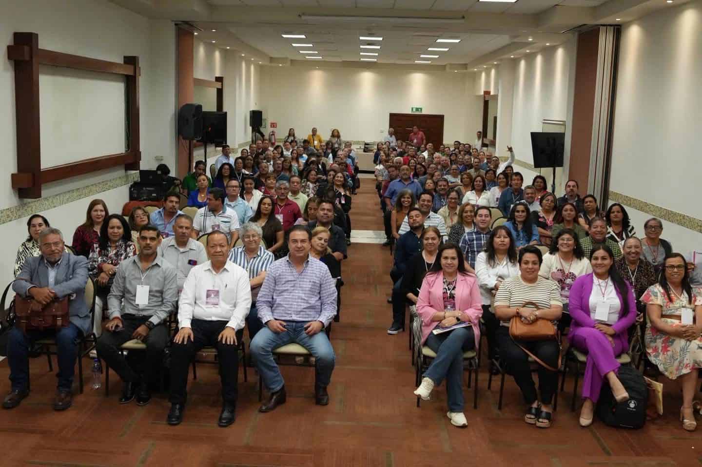Coahuila presenta avances en alfabetización en el Día Mundial de la Alfabetización