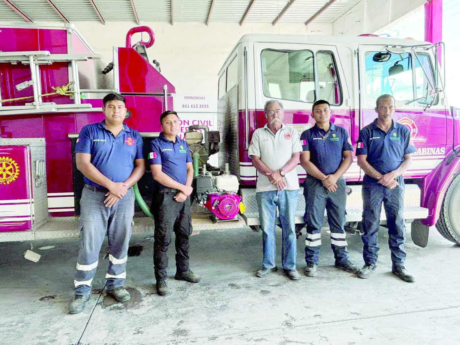 Bomba de presión donada por Magna Sabinas fortalece a bomberos de Sabinas