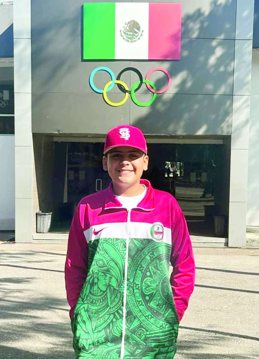 Club Astros premia a jóvenes atletas en su 50 aniversario