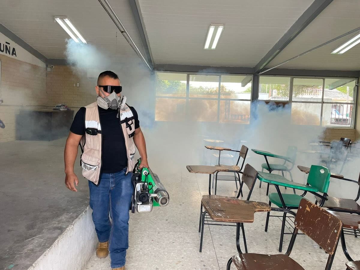 Refuerzan fumigación en Villa Unión para prevenir dengue, zika y chikungunya