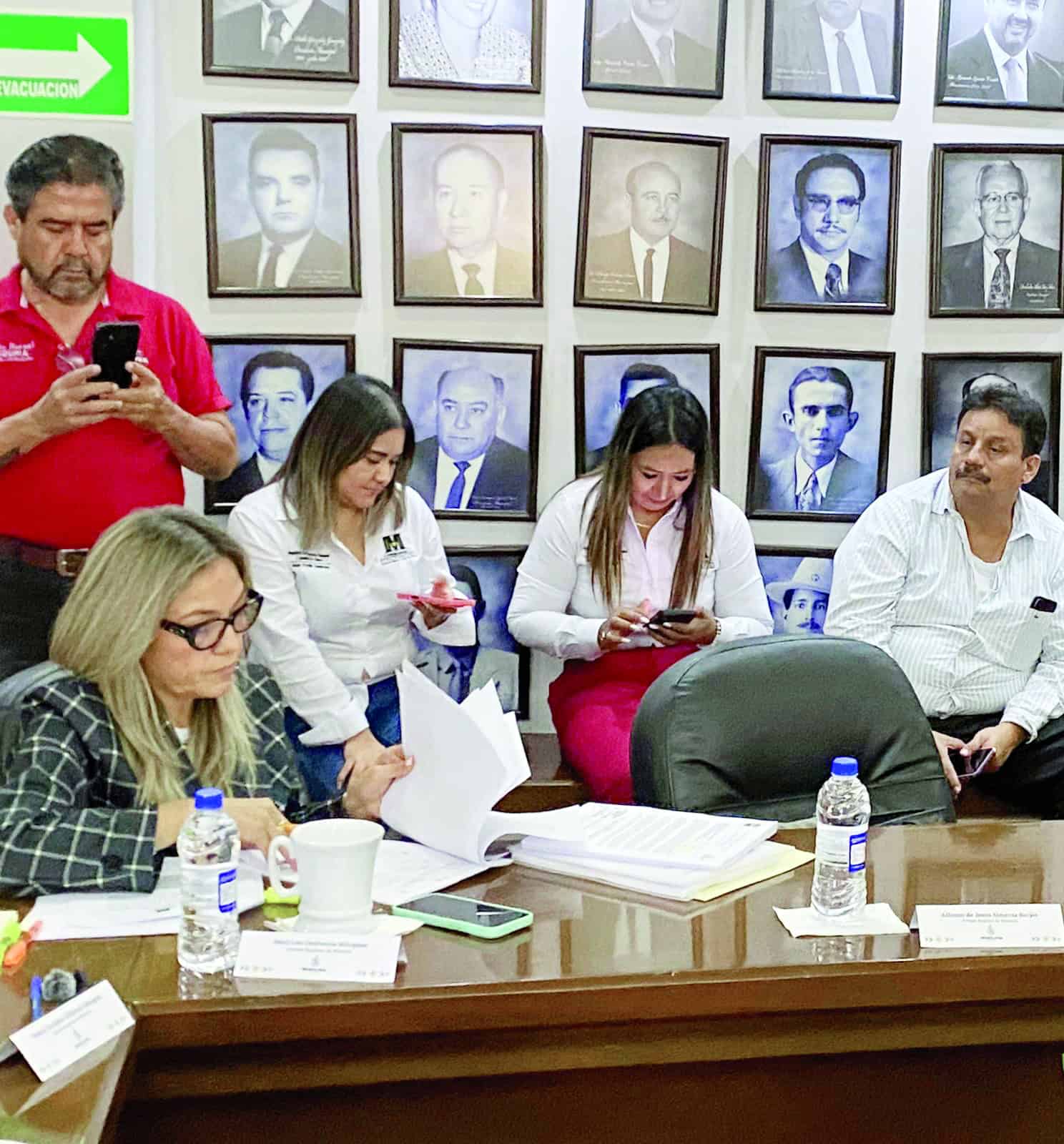 Regidor Alfonso Almaraz falta a sesión de Leyes en Monclova