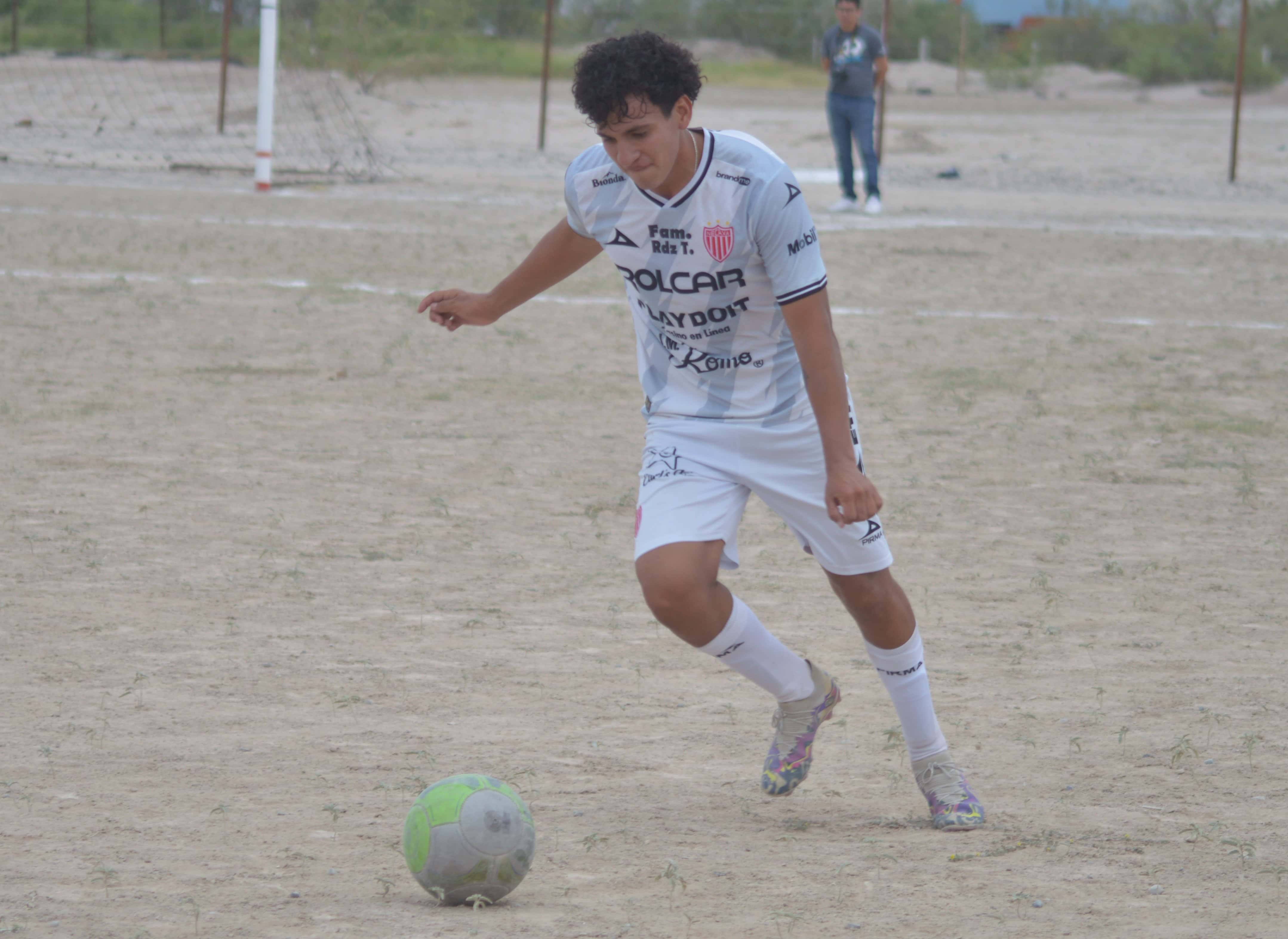 Kevin Josimar García brilla en victoria del Necaxa sobre Colo Colo