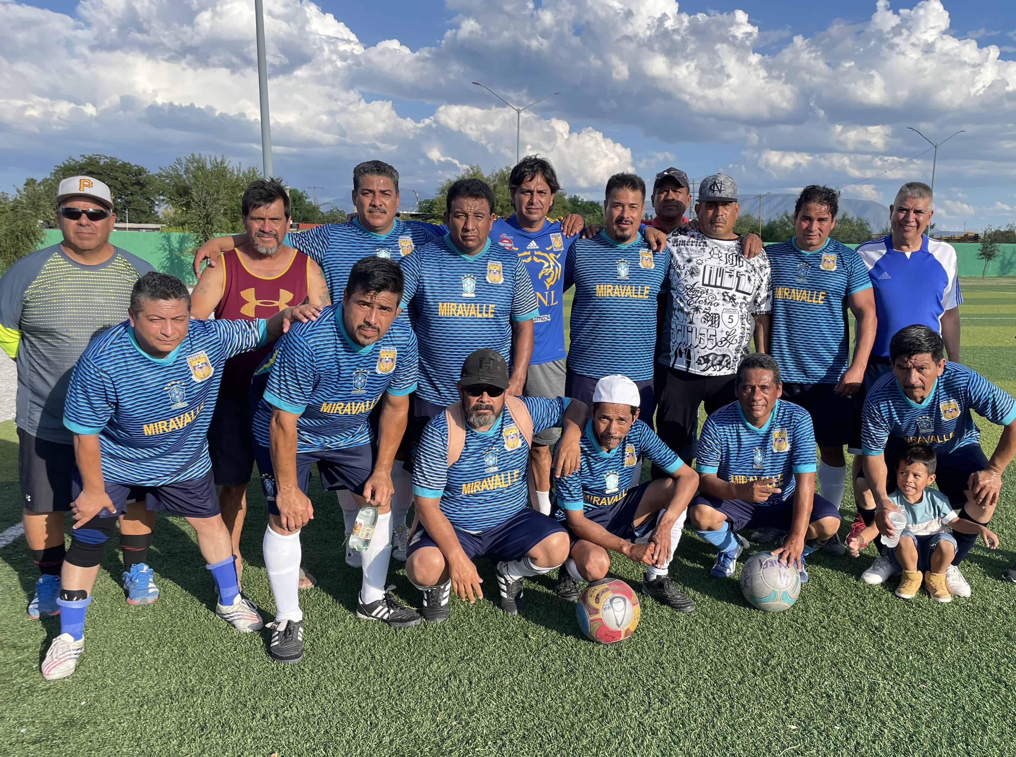 Triunfo aplastante de Tigres con Puente y Medellín como figuras