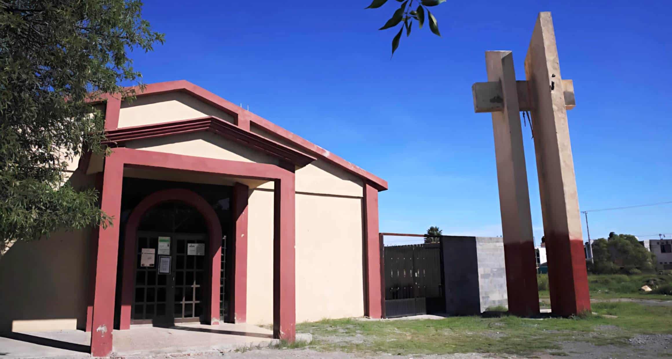 Alcalde de Saltillo supervisa trabajos de bacheo en colonia Arboledas Popular