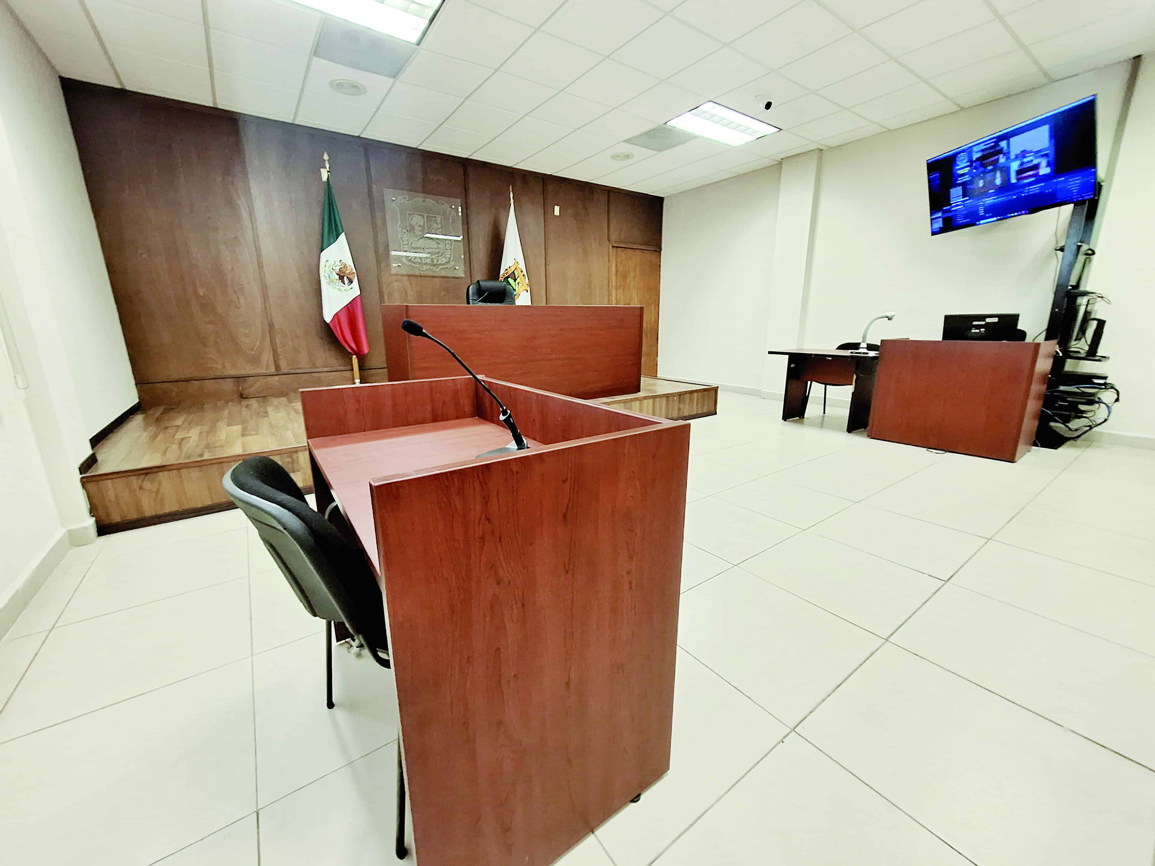 José Luis N vinculado a proceso por violencia familiar tras incidente en carretera