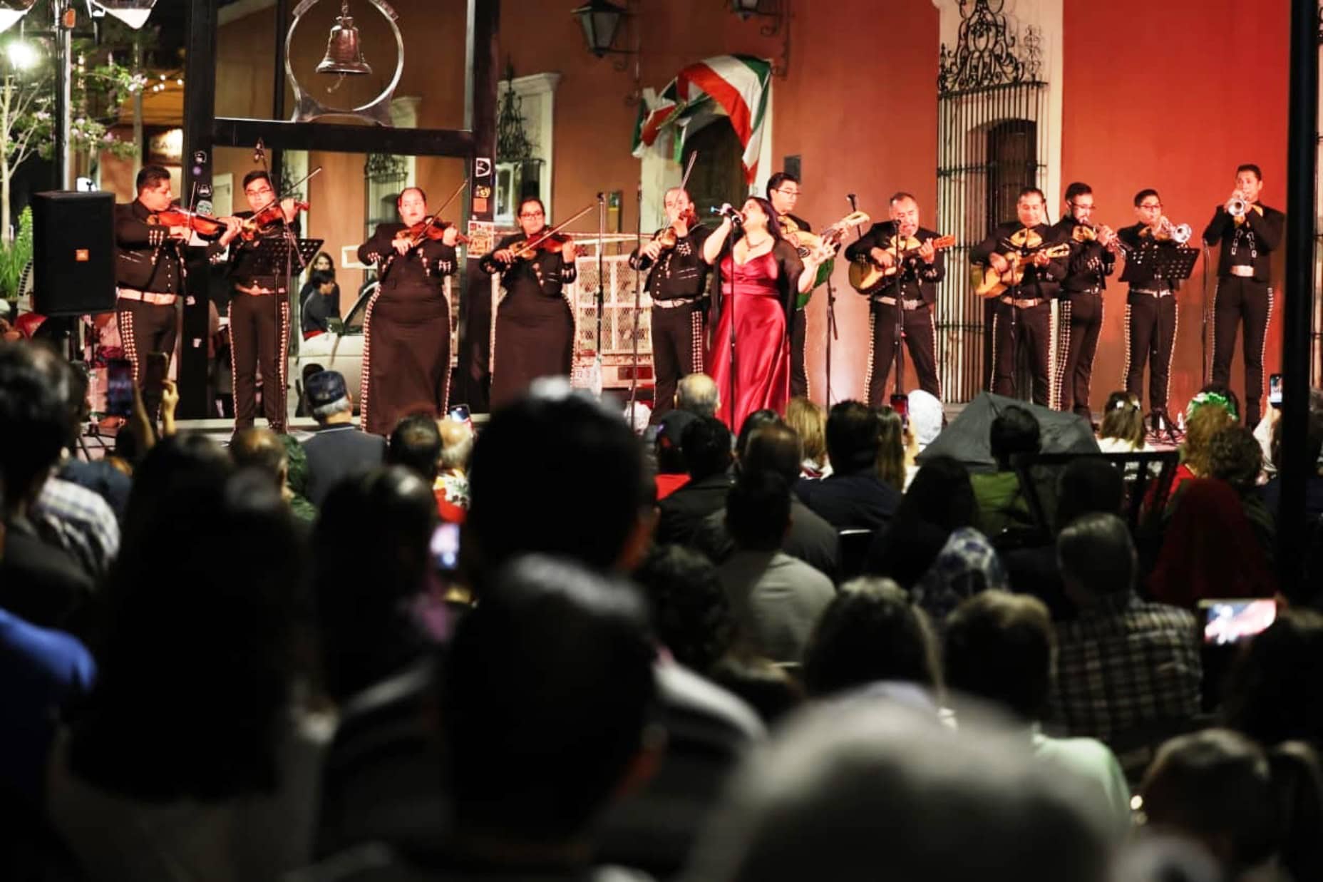 Concierto Del Amor y Otros Pesares en Saltillo Atrae a Multitudes