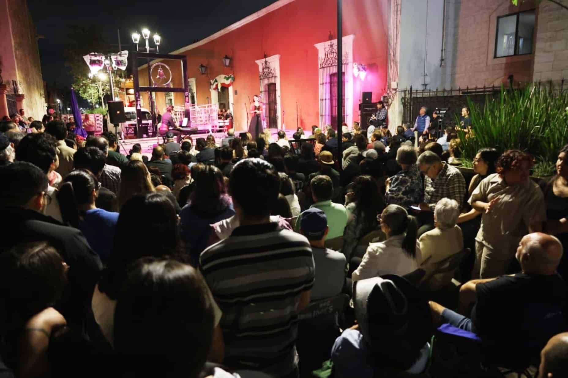 Concierto Del Amor y Otros Pesares en Saltillo Atrae a Multitudes