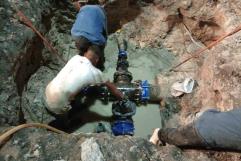 Alcaldesa de Múzquiz concluye instalación de válvulas de agua