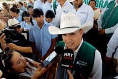 Gobernador anuncia licitación de compra de carbón para apoyar a productores