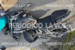 Camión impacta a motociclista en Las Torres