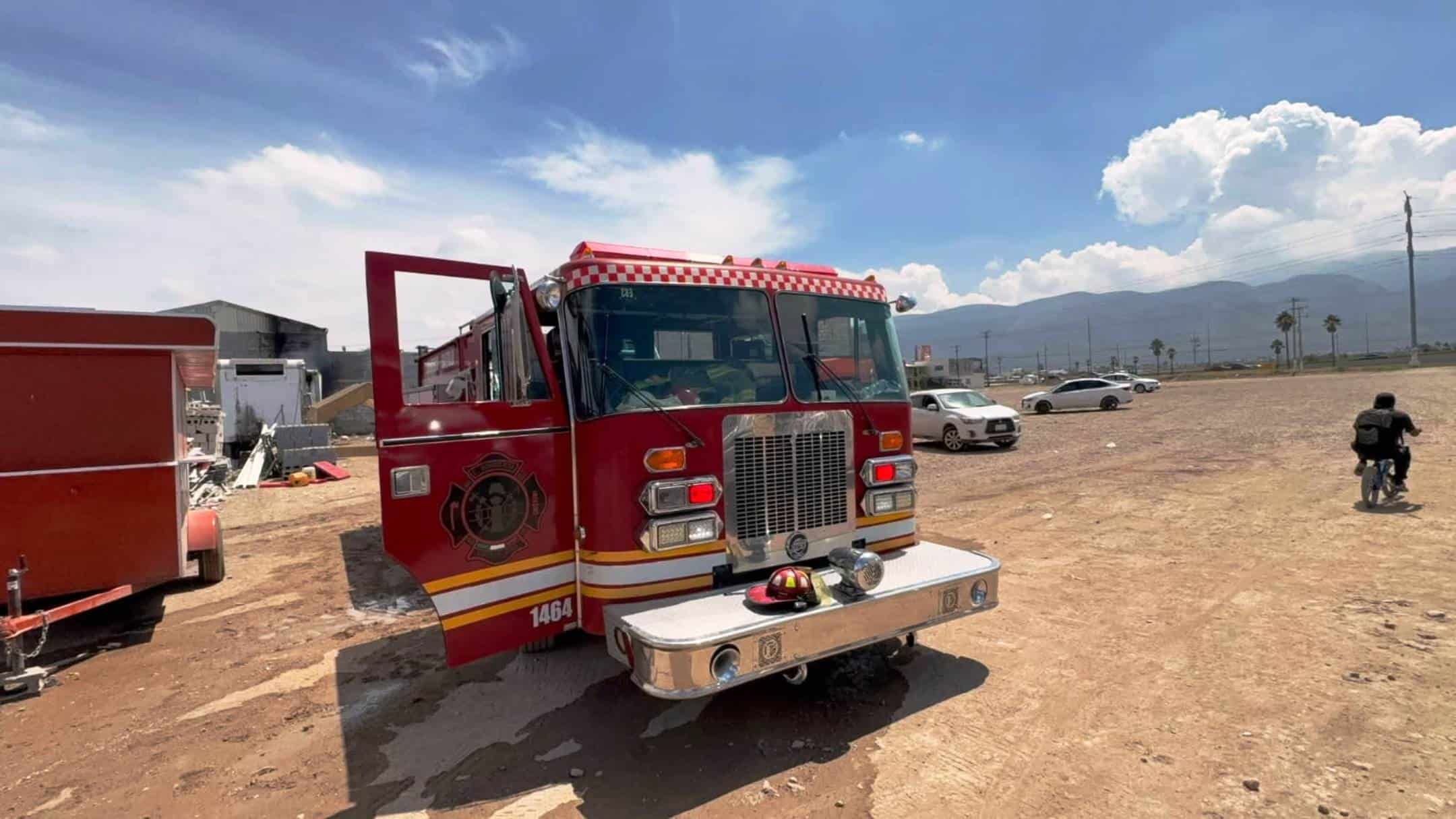 Incendio arrasa con vivienda improvisada en Saltillo