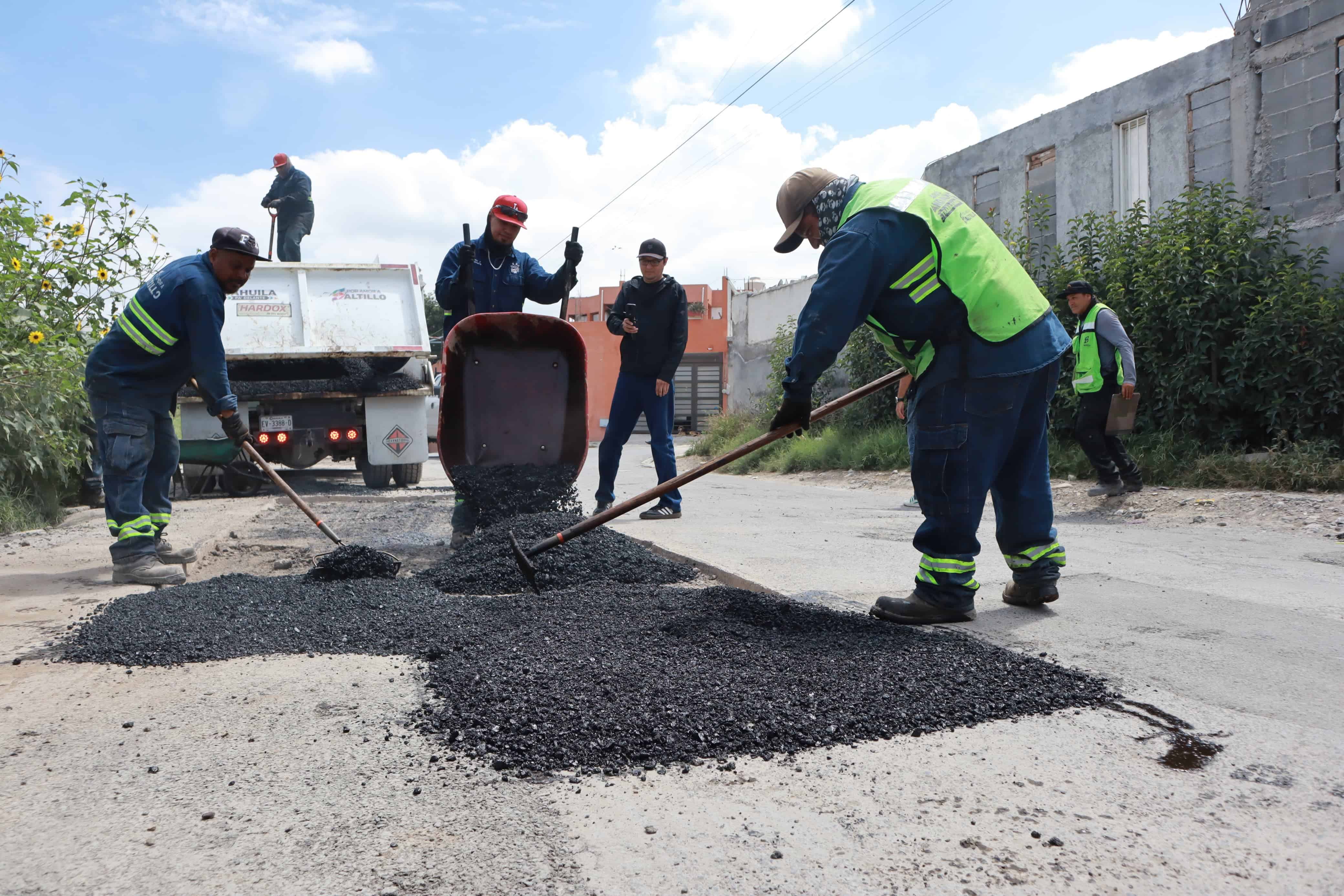 Bacheo en Saltillo: Gobierno Municipal intensifica labores