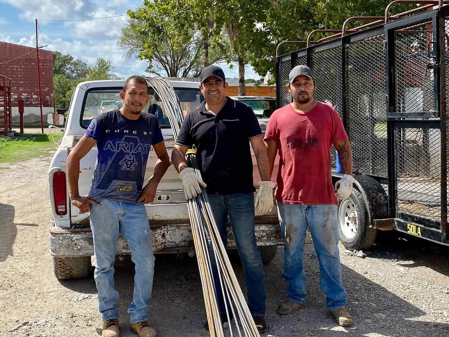 Impulsan economía familiar con materiales de construcción y despensas en Villa Unión
