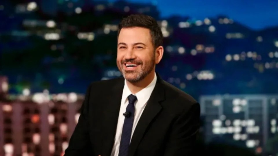 Suspenden programa de Jimmy Kimmel por comentarios sobre Charlie Kirk