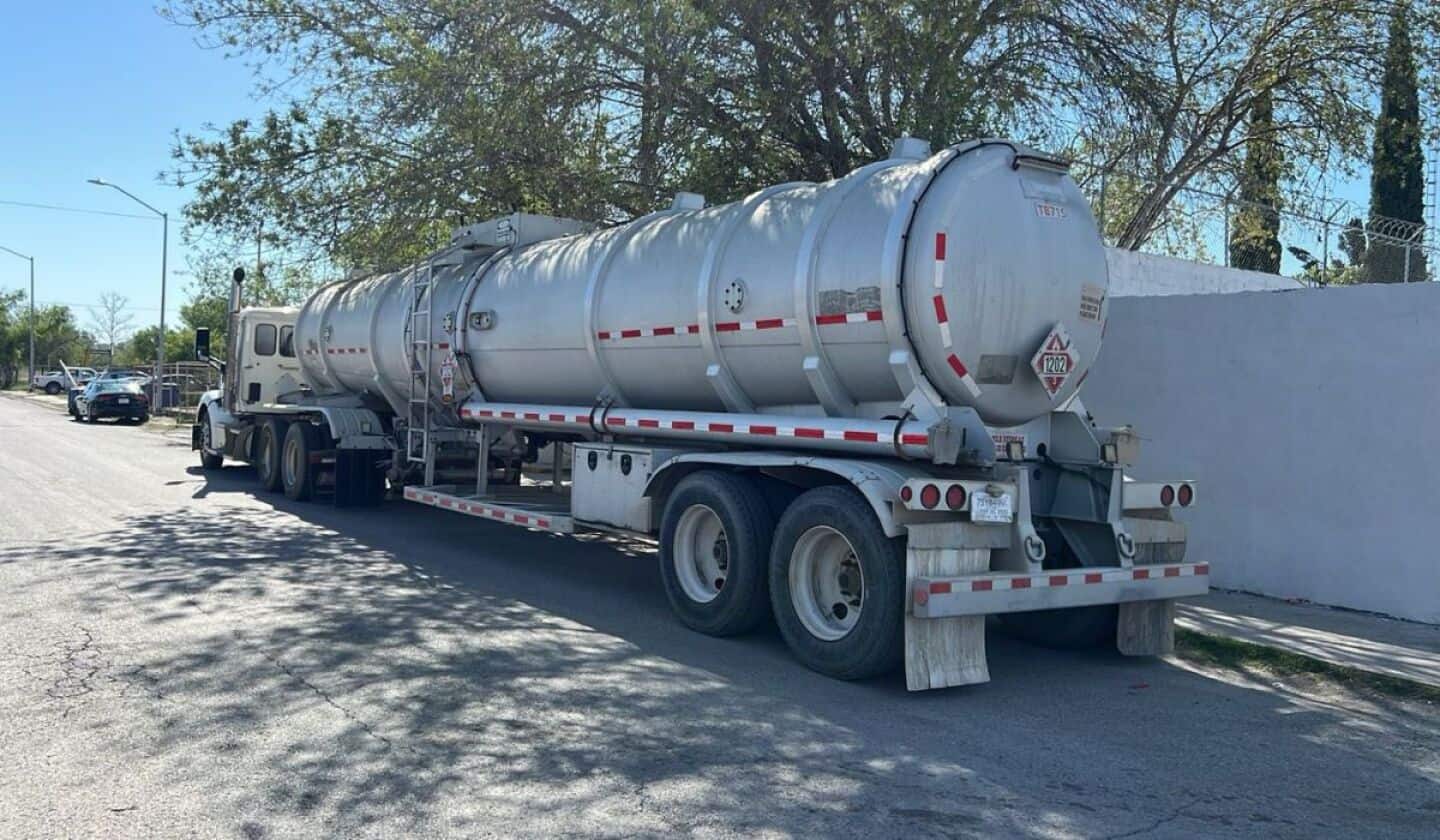 Detienen a hombre en Piedras Negras con 55 mil litros de hidrocarburo