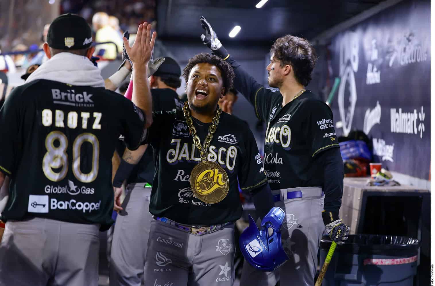 Benjamín Gil y Luis Alberto González destacan en la temporada 2025 de los Charros de Jalisco