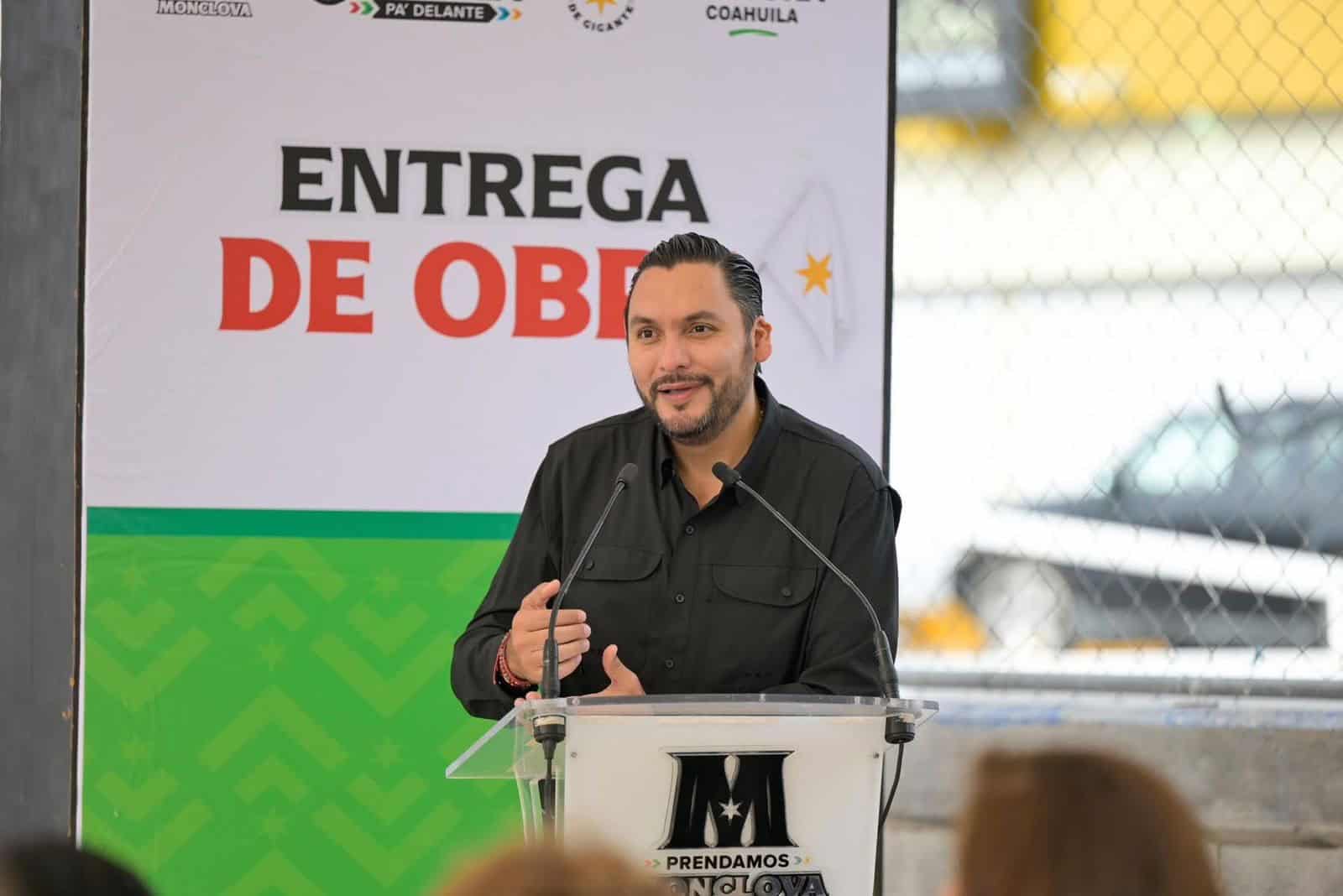Alcalde y presidenta del DIF encabezan entrega de infraestructura renovada