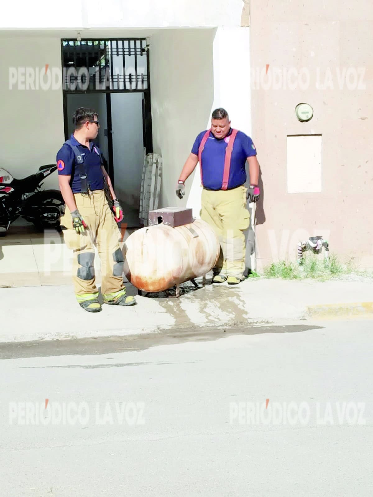 Tanque estacionario asegurado tras fuga de gas