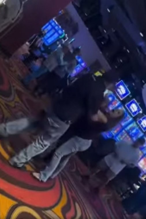Discusión entre dos parejas en el Casino Kickapoo de Eagle Pass se vuelve viral