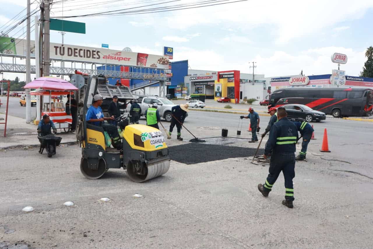 Bachea ´Aquí Andamos´ el bulevar Antonio Cárdenas