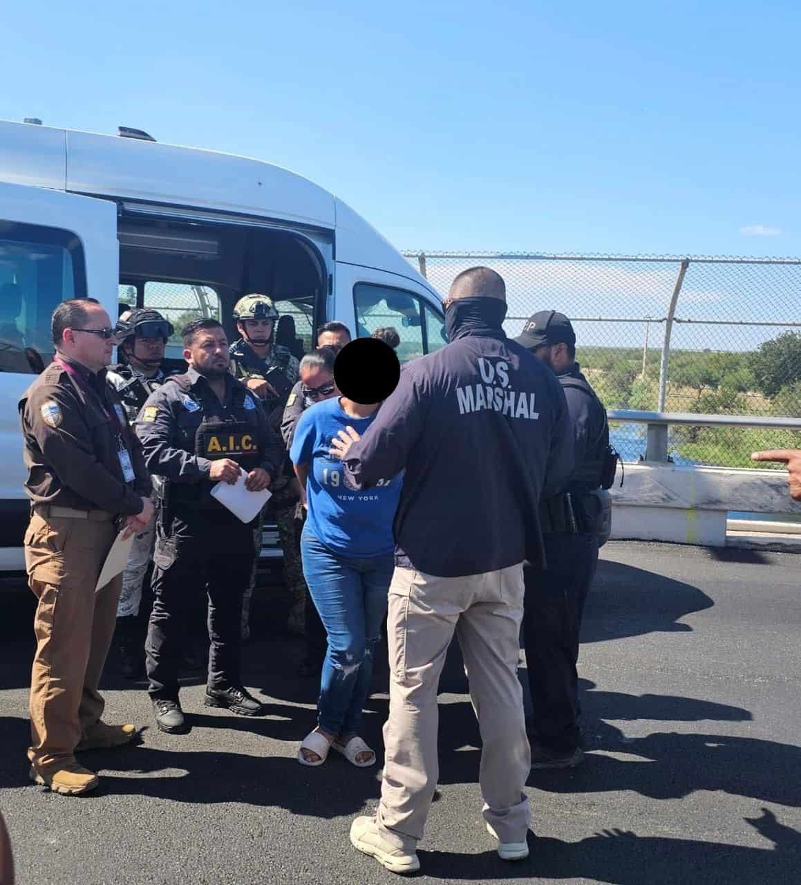 Capturan en Ciudad Acuña a mujer buscada por tráfico de personas en Texas
