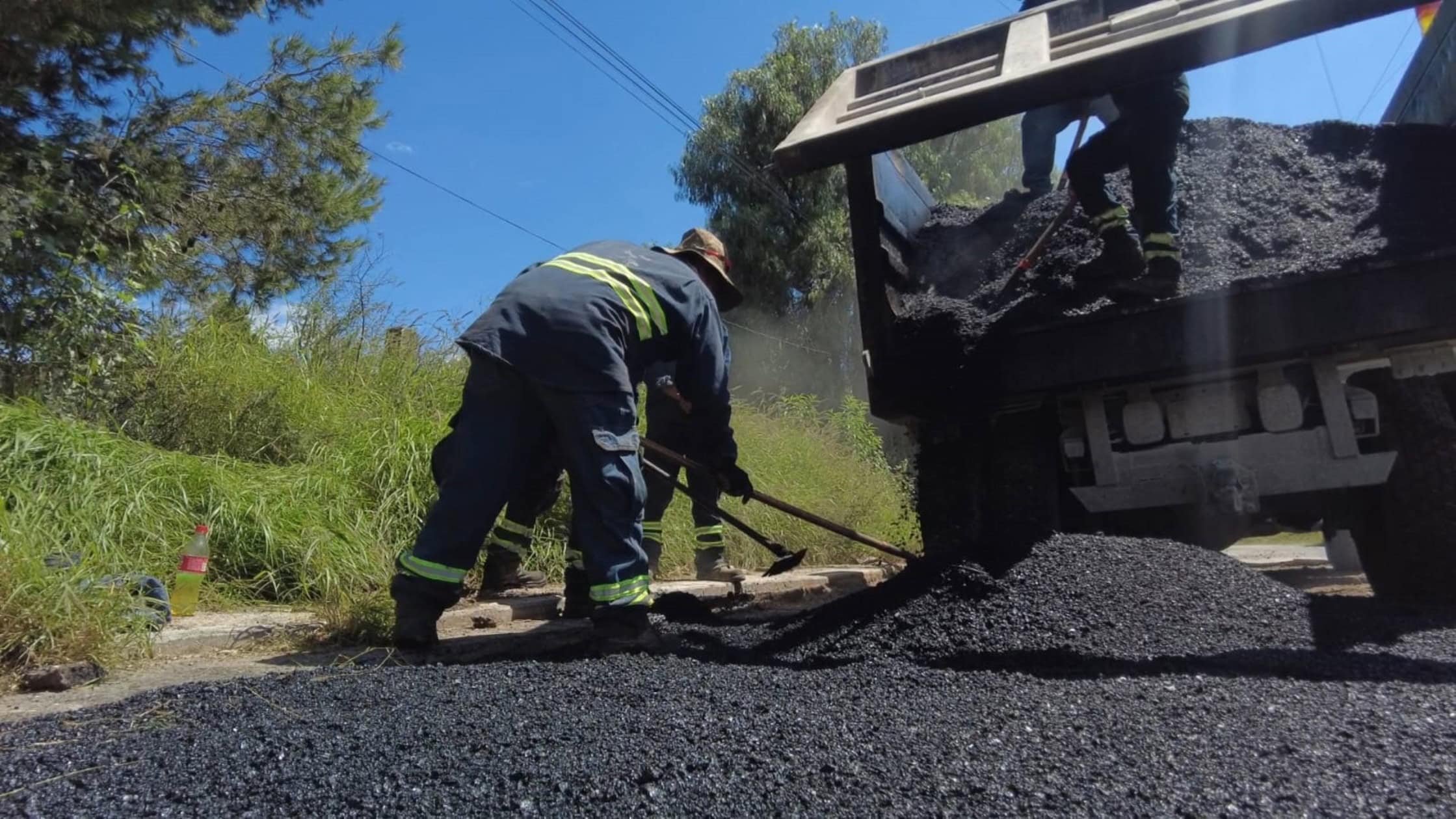Gobierno Municipal de Saltillo realiza acciones de bacheo en la ciudad