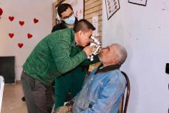 Víctor Leija Vega lidera esfuerzos por la salud visual en Cuatro Ciénegas