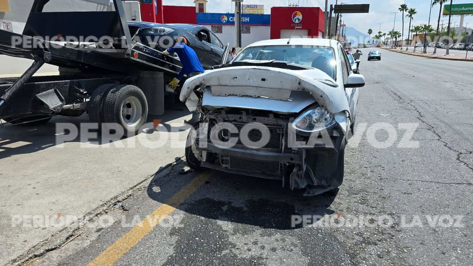 Choque en Bulevar Harold R. Pape de Monclova Deja Importantes Daños Materiales