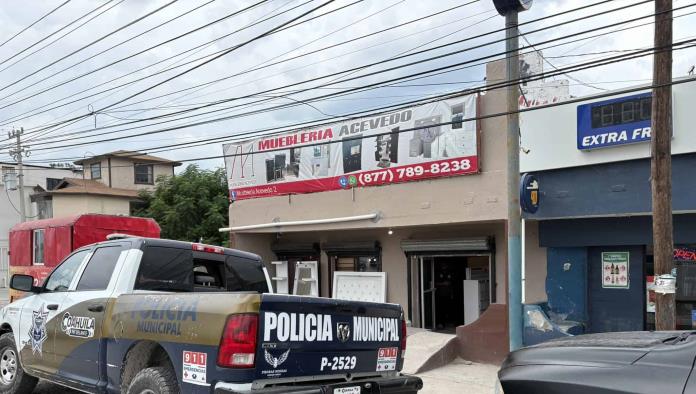 Roban 30 mil pesos de mueblería Acevedo en Piedras Negras; señalan a repartidor como responsable