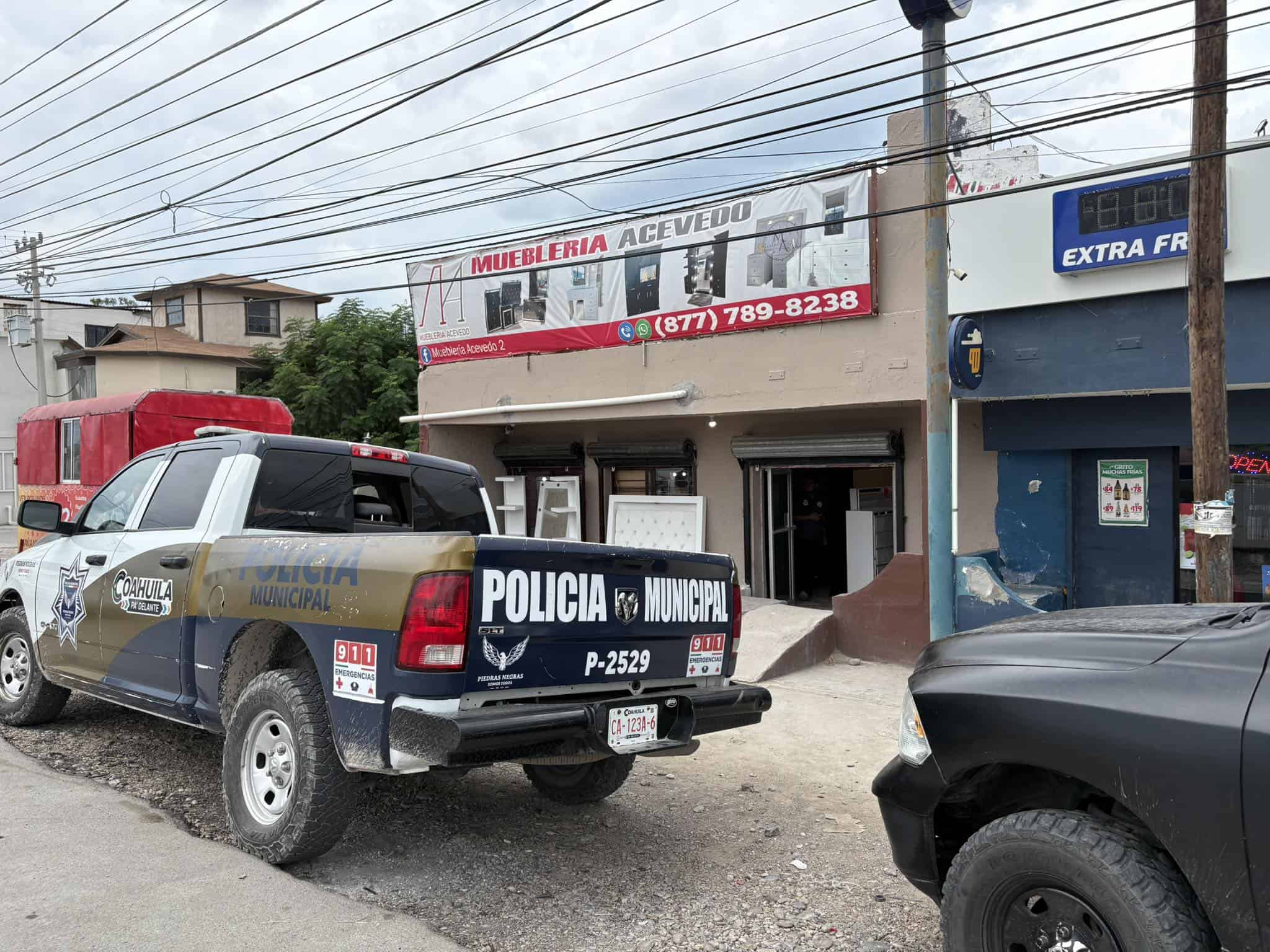 Roban 30 mil pesos de mueblería Acevedo en Piedras Negras; señalan a repartidor como responsable