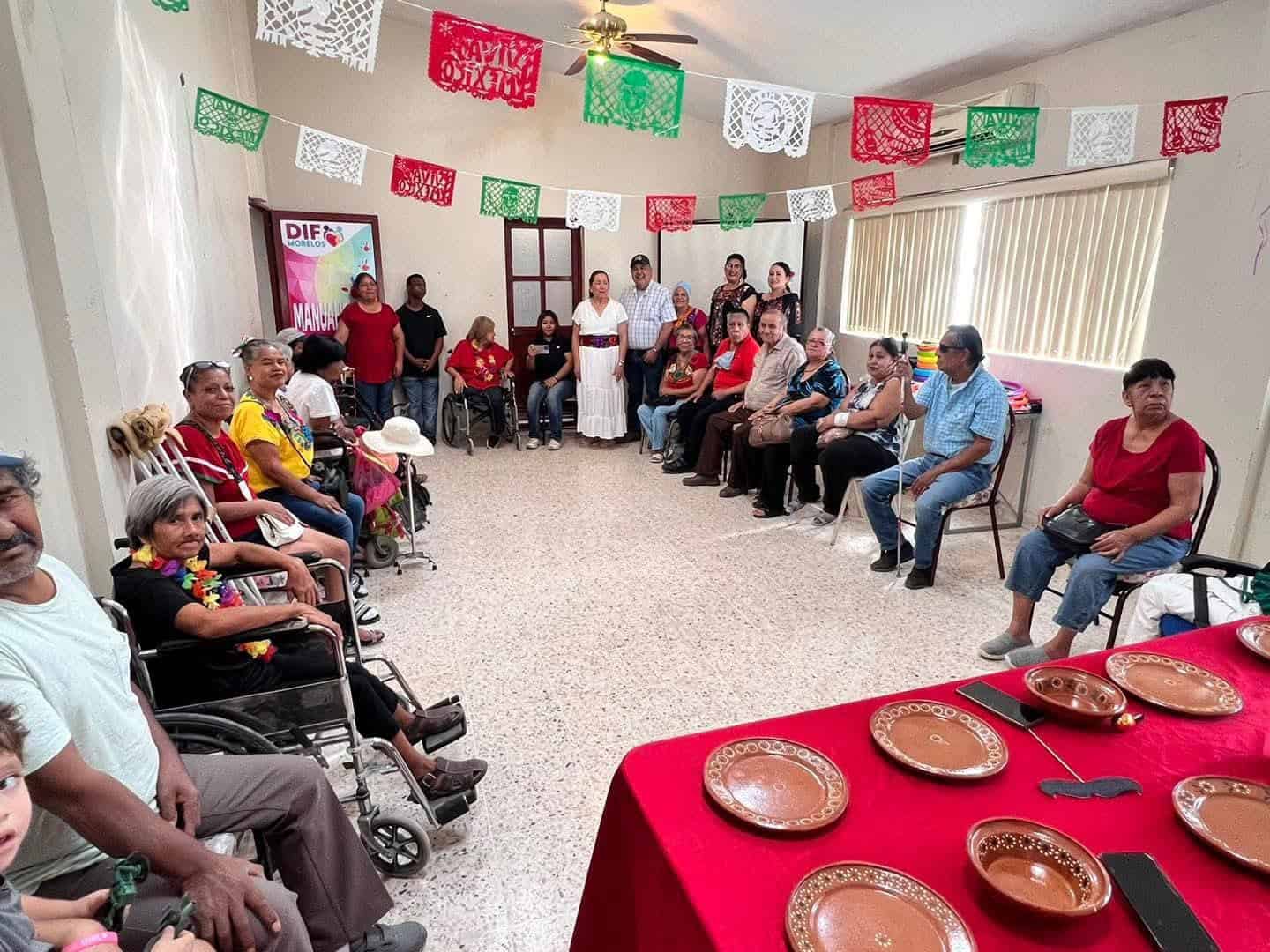 Celebran Mes de la Discapacidad con "Mañana Mexicana" en Allende