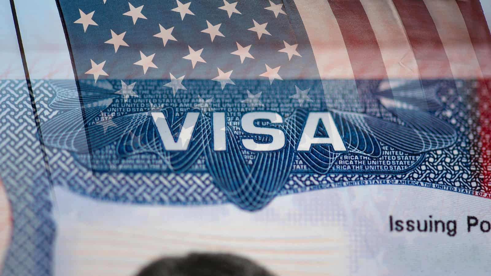 Aumenta a 30 dólares el costo del permiso migratorio I-94 para ingresar a EU