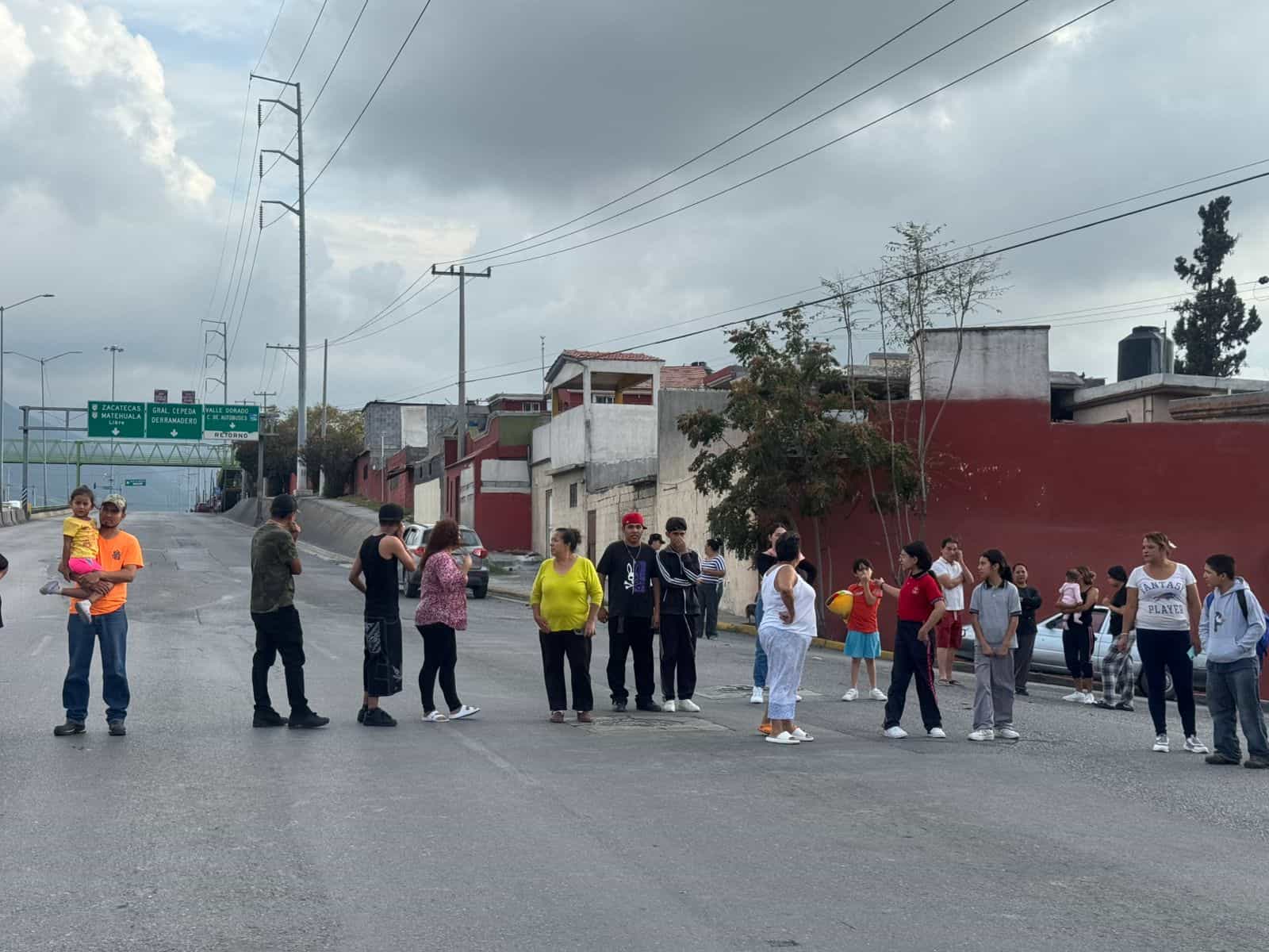 Autoridades de Saltillo intervienen en caso de desalojo de adulto mayor