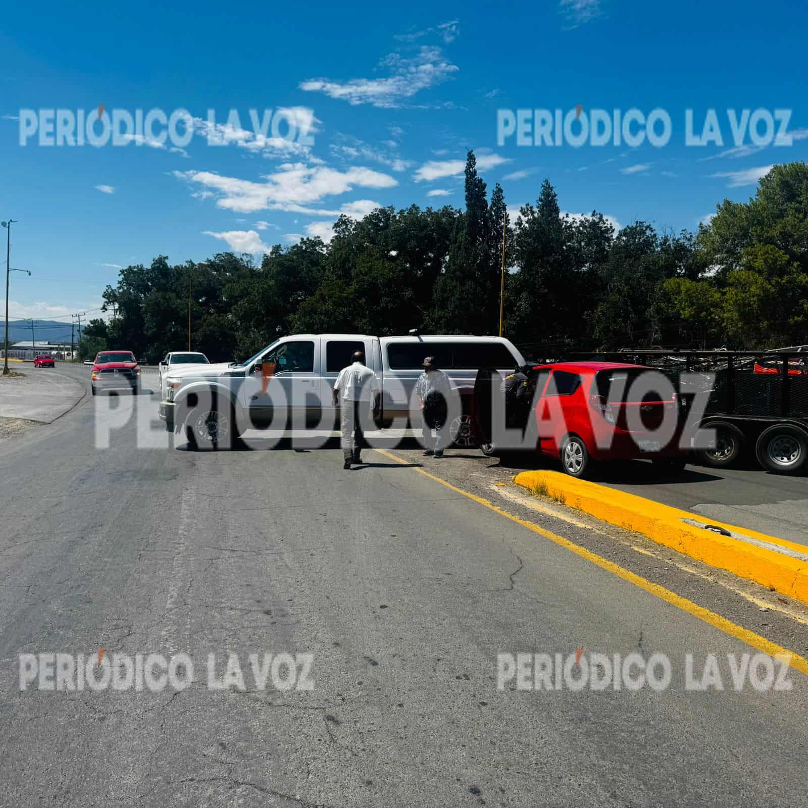 Provoca paisano choque