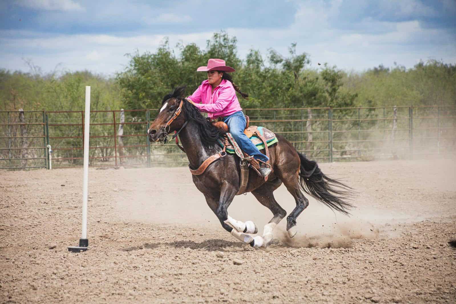 Jóvenes de Morelos brillan rumbo al Campeonato Estatal de Rodeo FMR