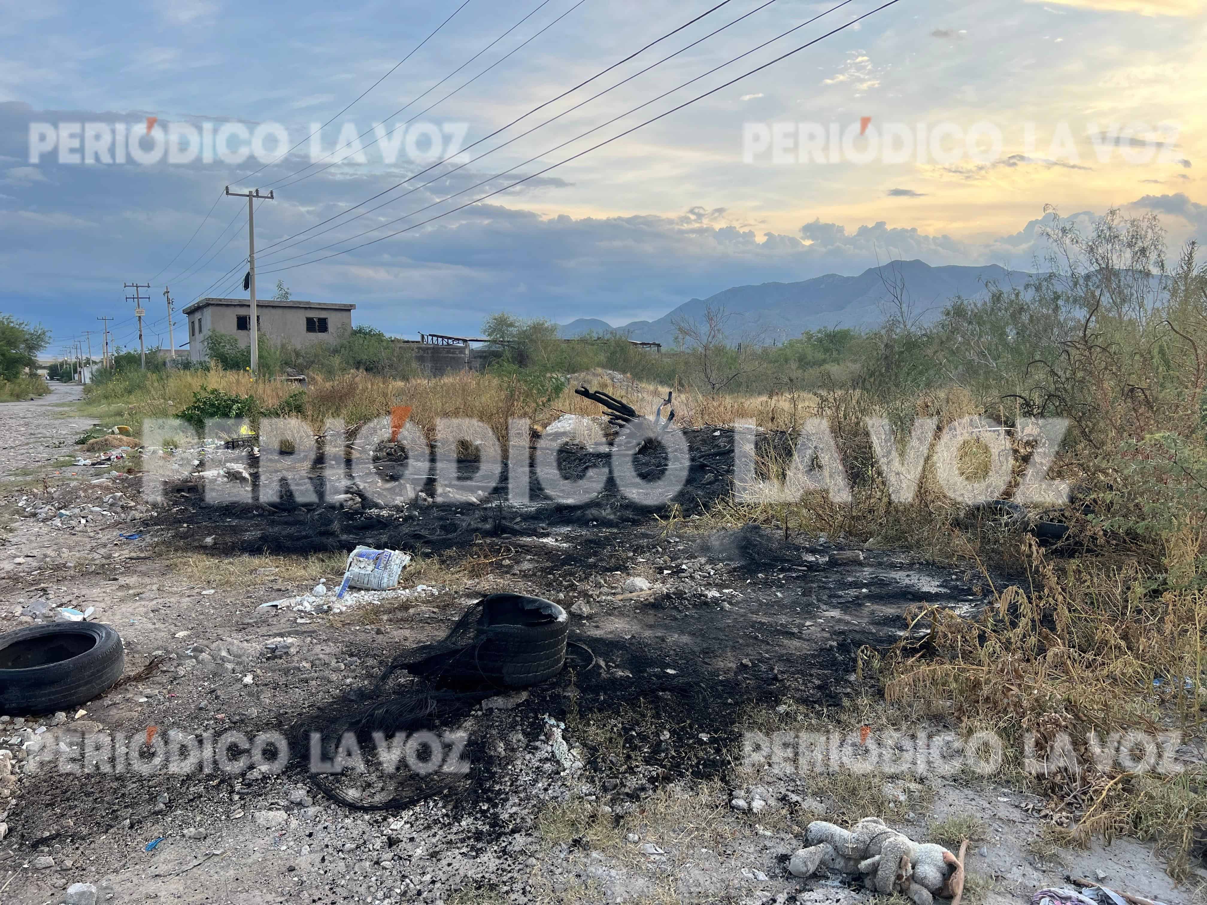 Bomberos de Monclova sofocan fuego provocado en la colonia Industrial
