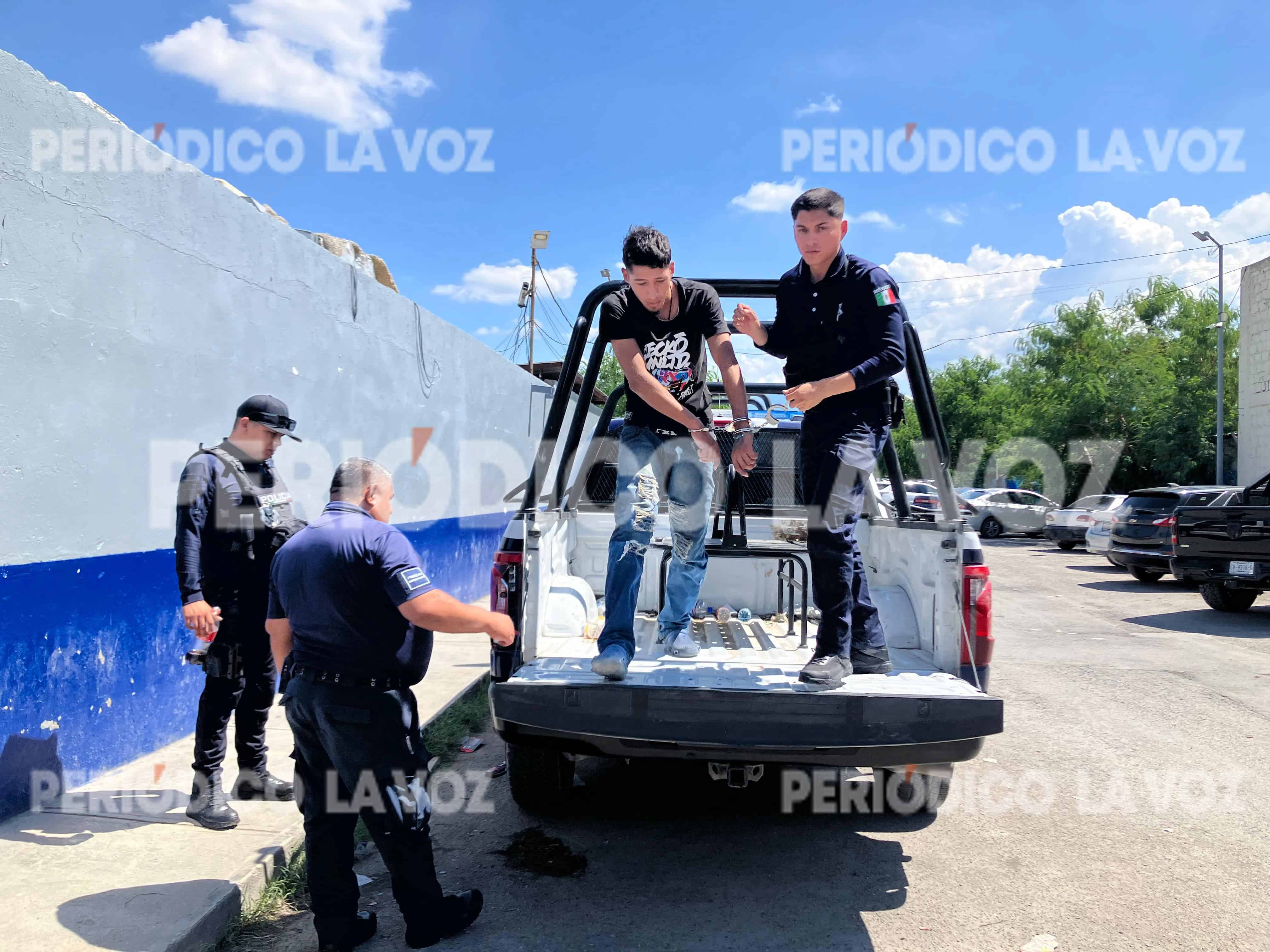 Detenido joven adicto con cuchillo en Monclova