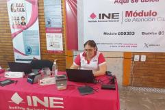 INE facilita trámites electorales en Sabinas, Coahuila
