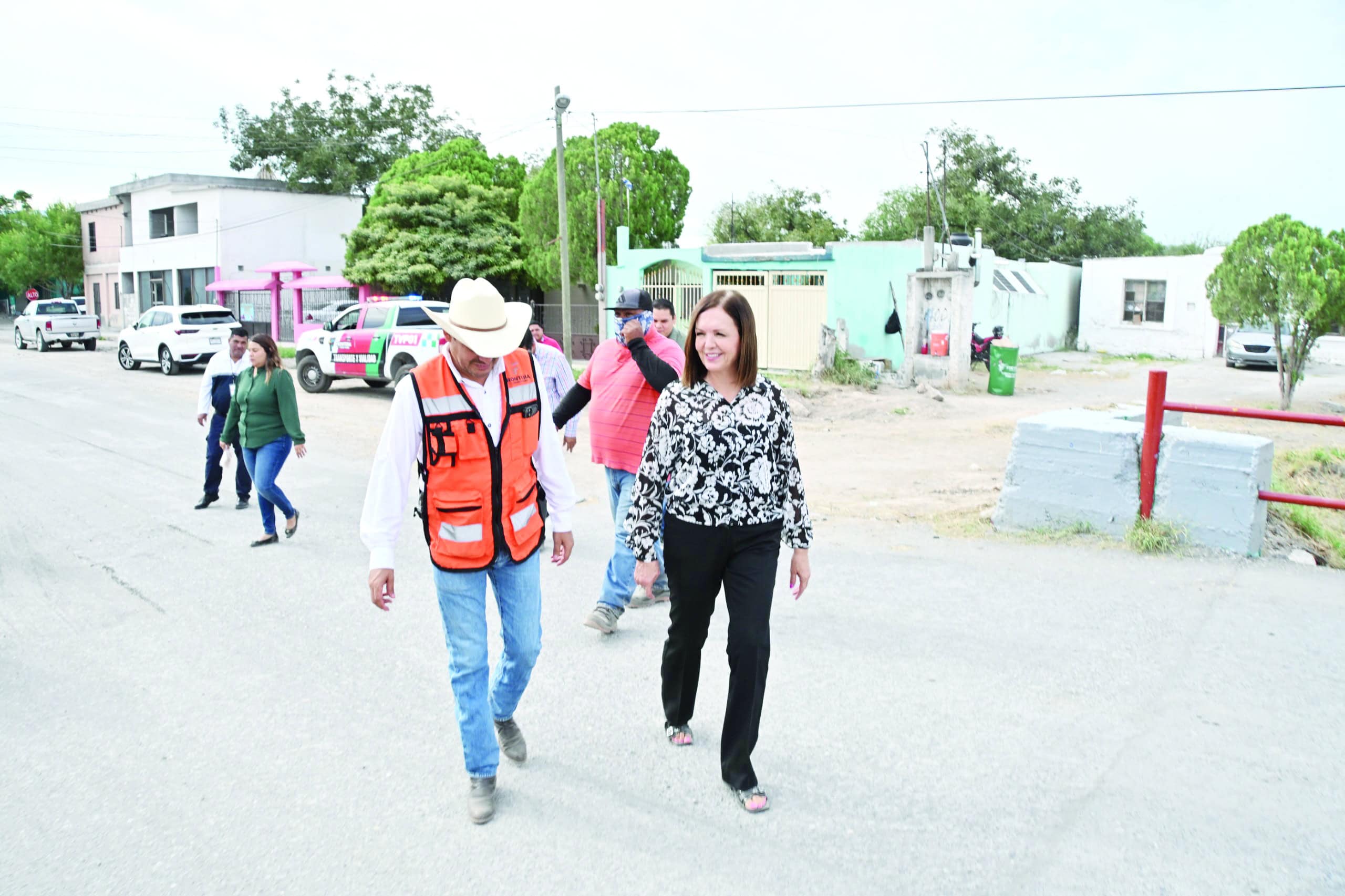 Vecinos y autoridades se unen en limpieza del Arroyo Frontera