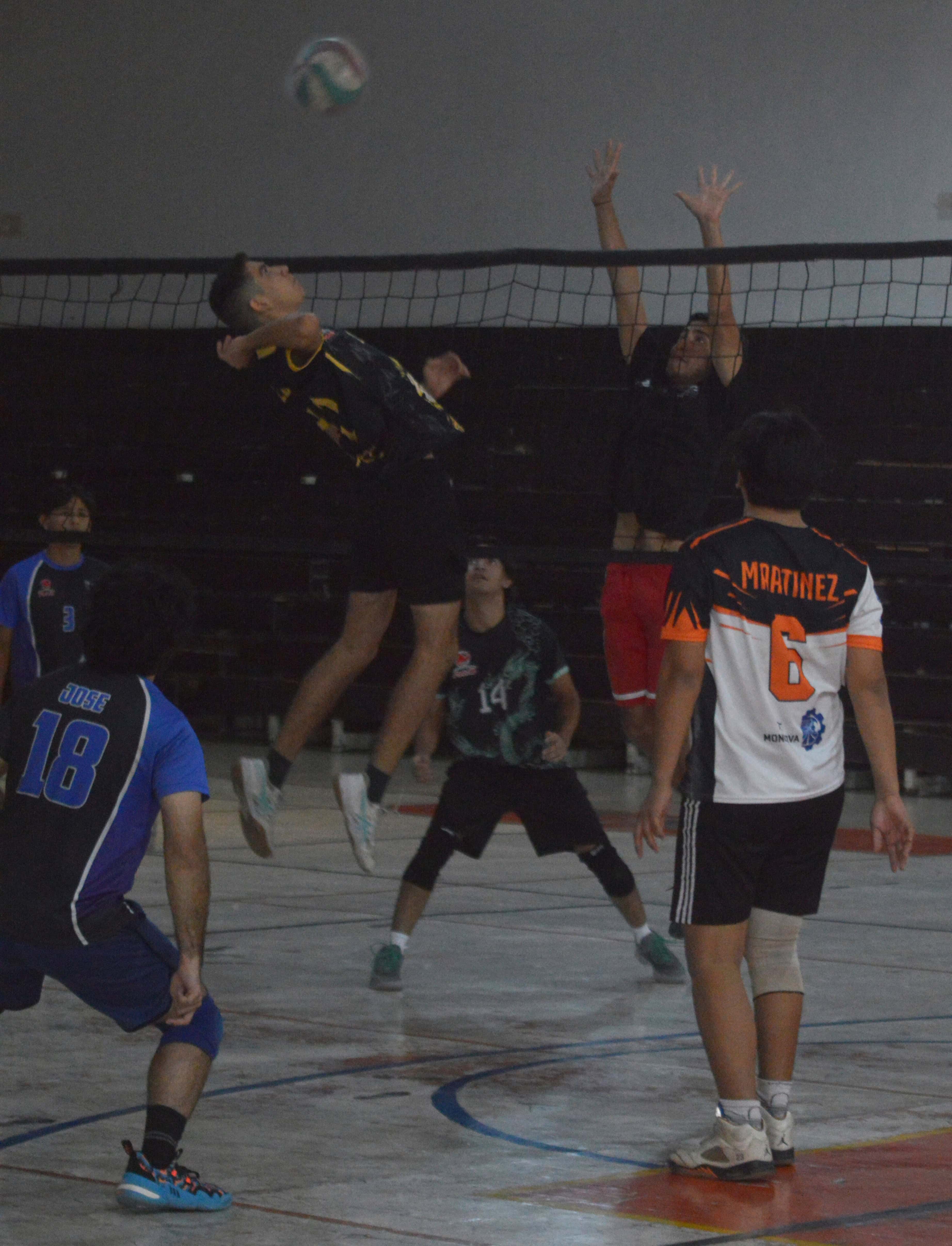Jaguares y Olimpo destacan en jornada deportiva