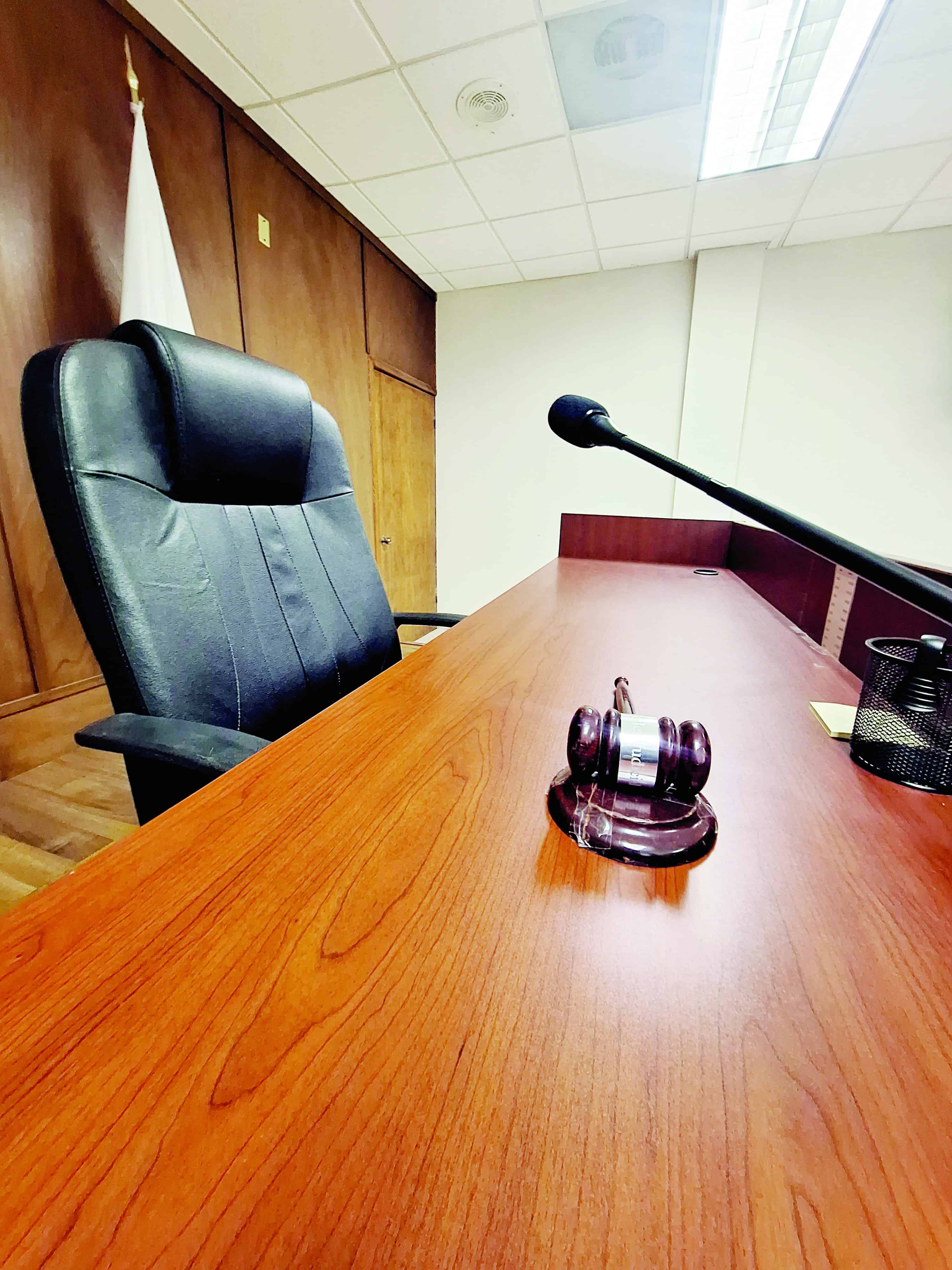 José Alfonso Vinculado a proceso penal por maltrato