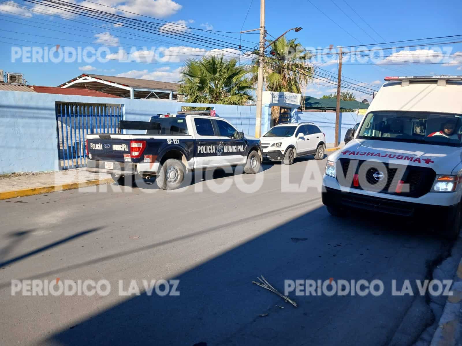 Maestra de 50 años trasladada de urgencia al Hospital ISSSTE