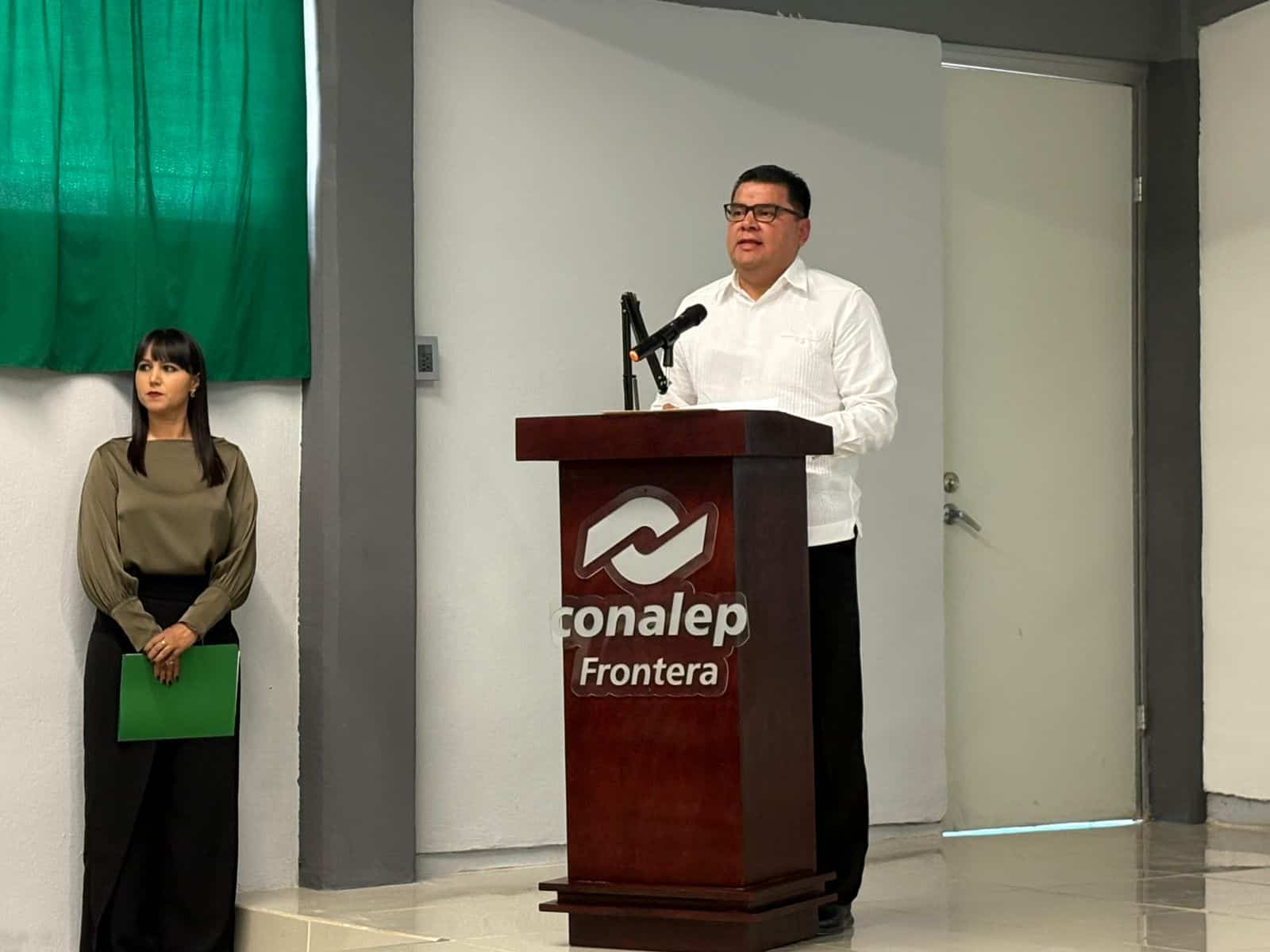 Conalep Frontera destaca en informática y reduce deserción escolar