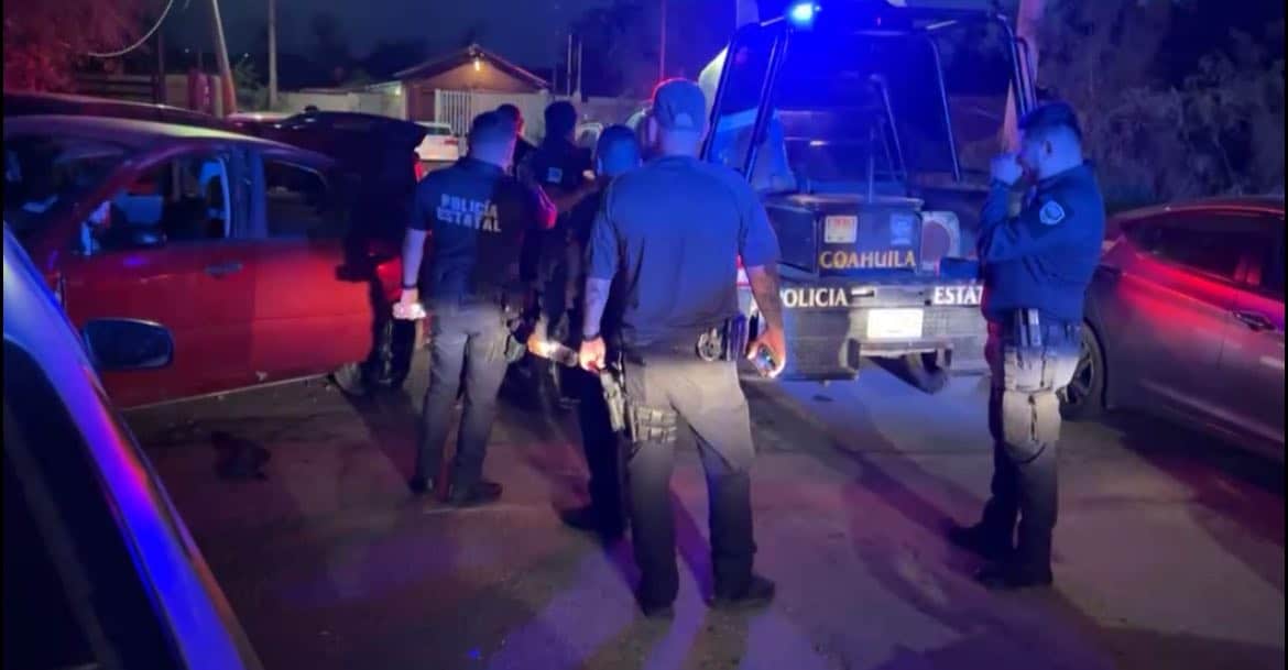 Persecución policial termina en choque y fuga en colonia Presidentes 4 de Piedras Negras