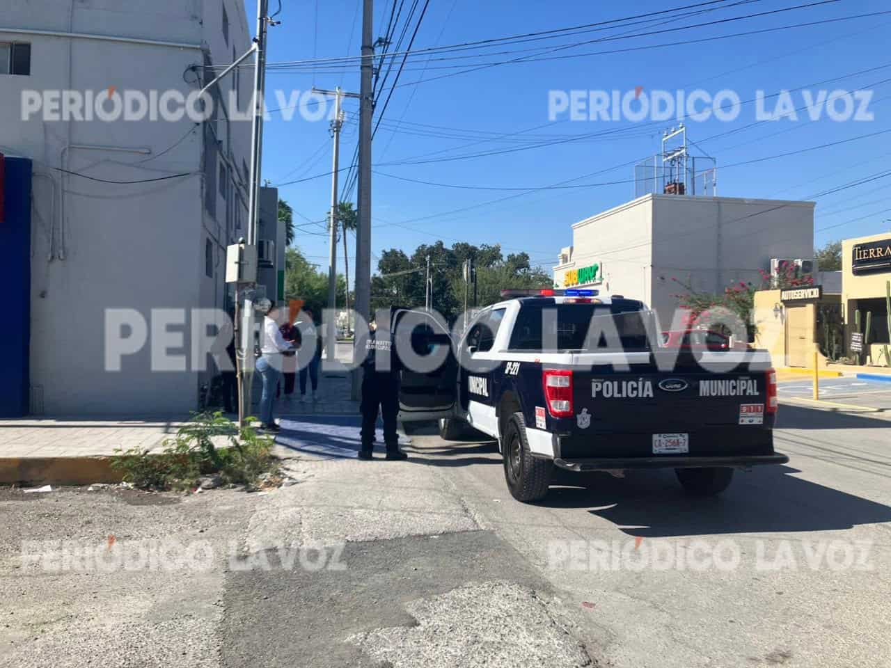 Trabajadoras de negocios de visas se agreden en Monclova